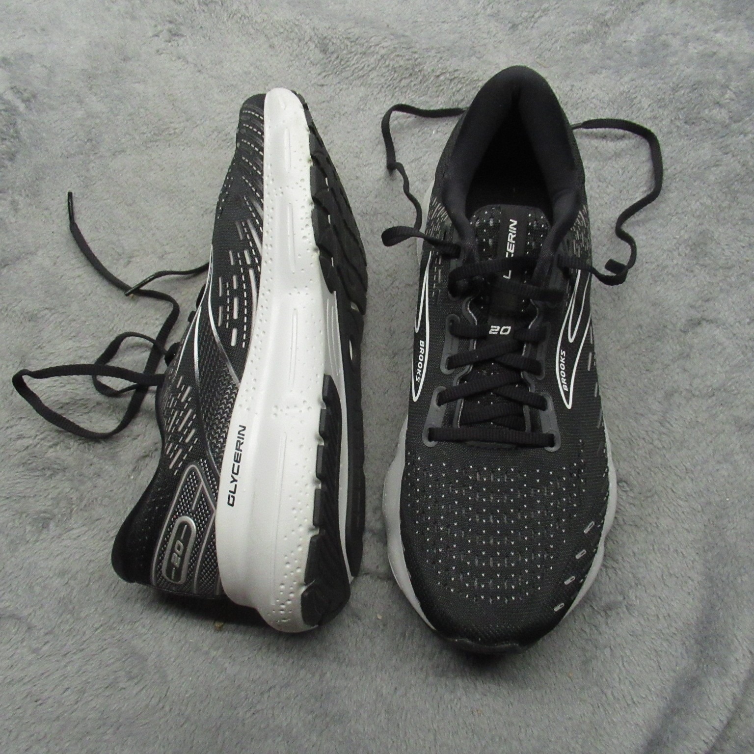 Brooks Running Shoes Womens 9.5b Black White Trail Running Gym Yoga Glycerin 20